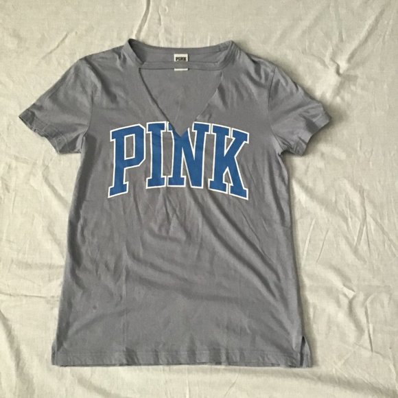 VICTORIA'S Secret PINK V neck Choker style t-shirt - Picture 1 of 7